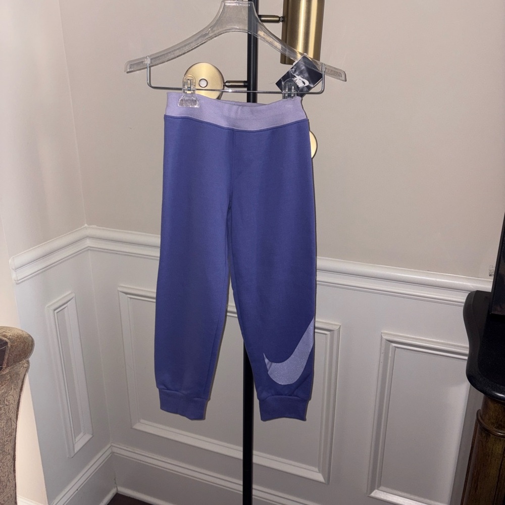 NWT NIKE Sweatpants